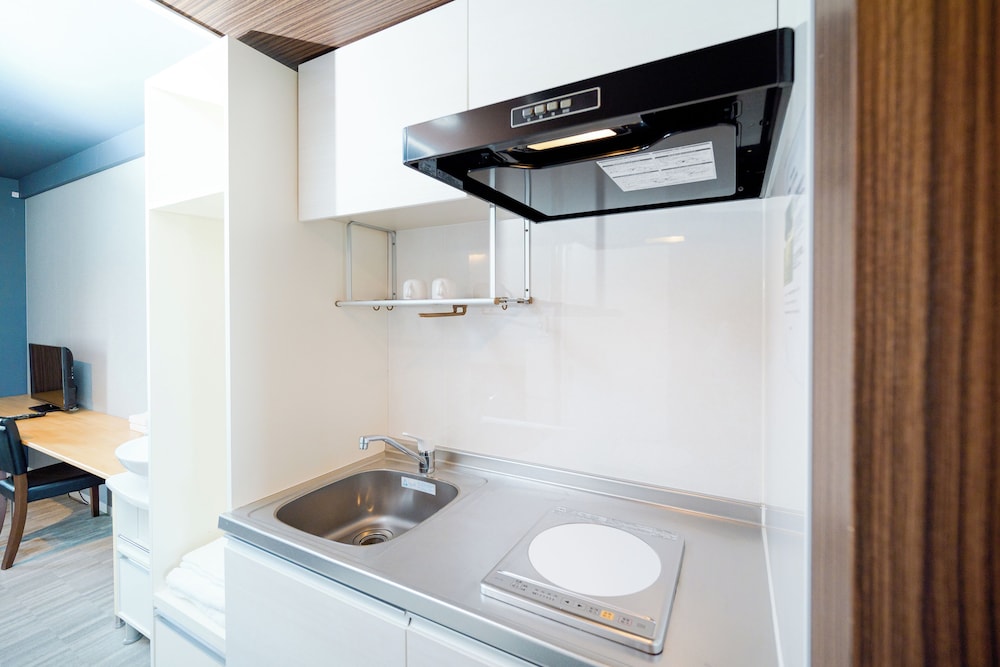 Residence Hotel Naha West 28/31