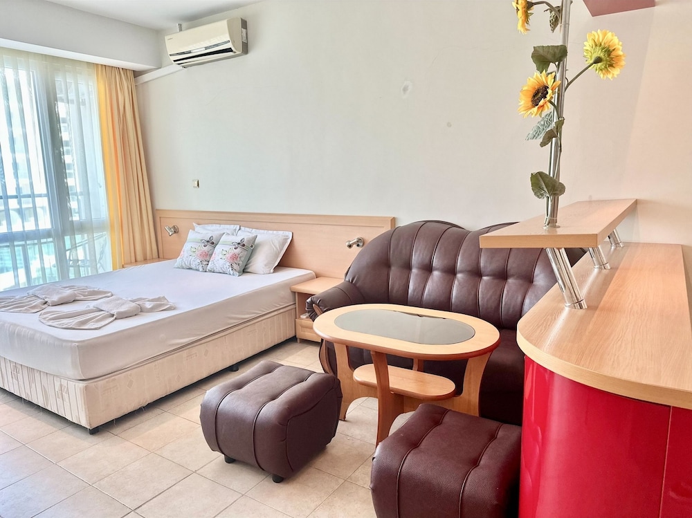 Planeta Hotel and Aquapark 24/50