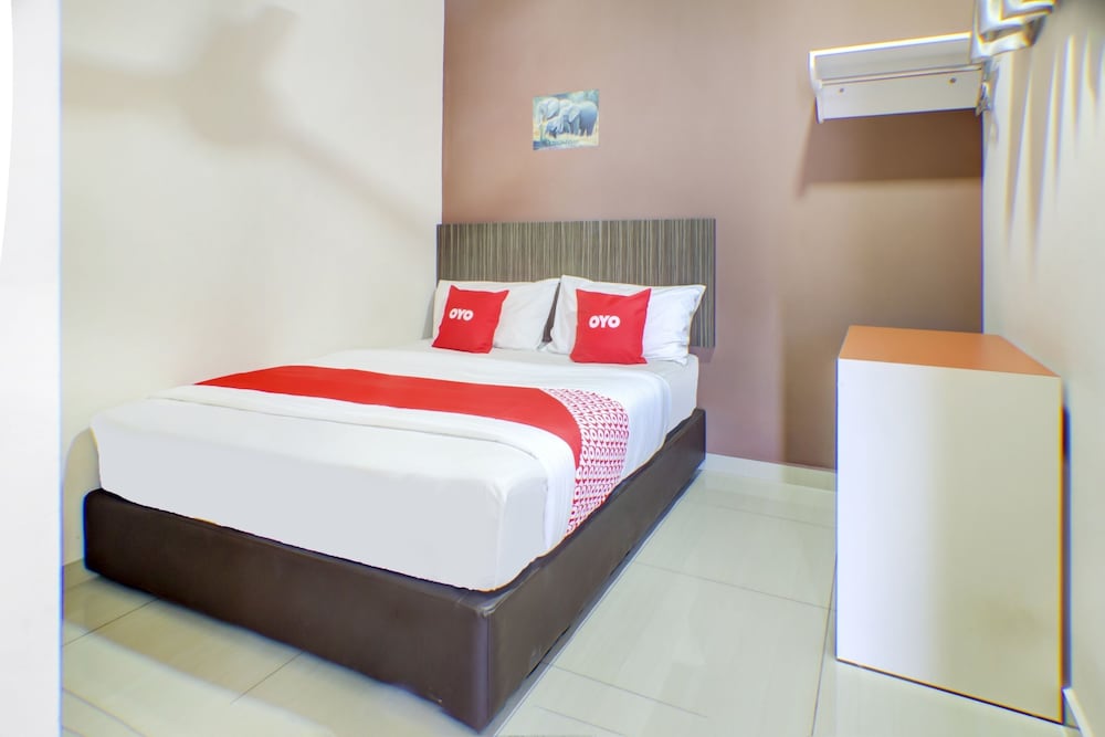 JS Hotel, Johor Bahru 9/41