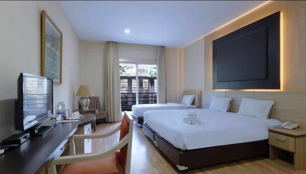 Mutiara Suites 18/60