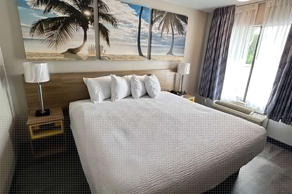Days Inn by Wyndham DeFuniak Springs 6/19