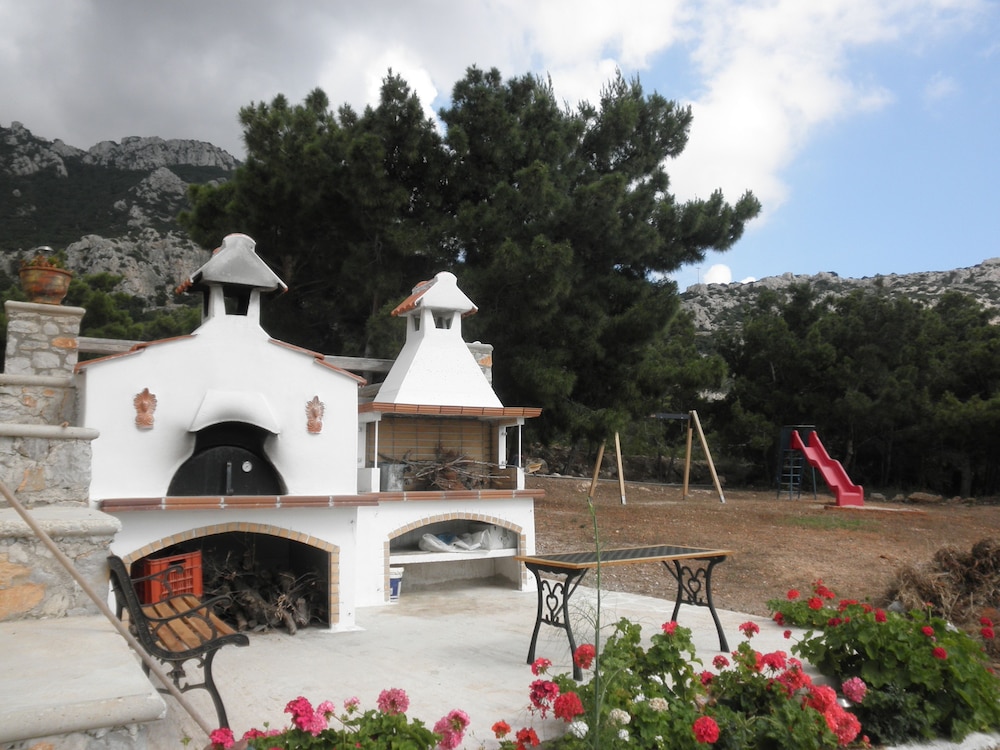 Miraluna Hotel in KARPATHOS