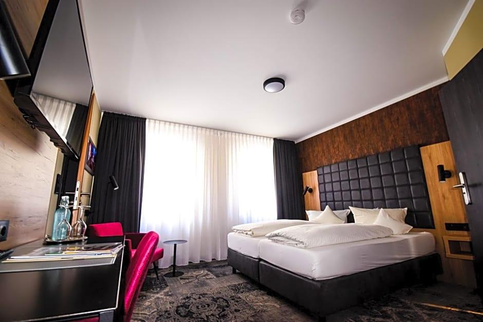 AKZENT Hotel Roter L?we 5/23