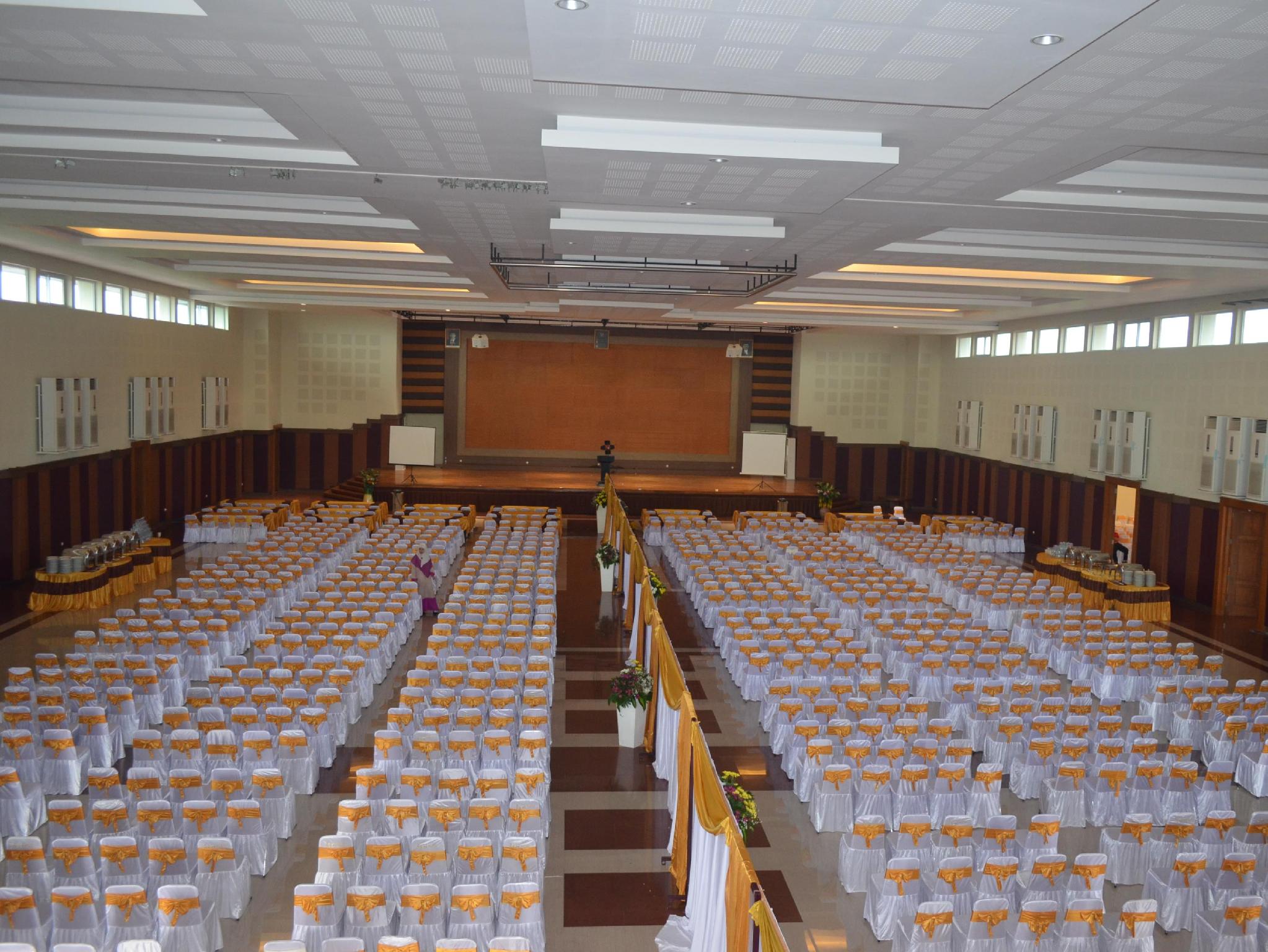Regina Hotel Pemalang 18/32