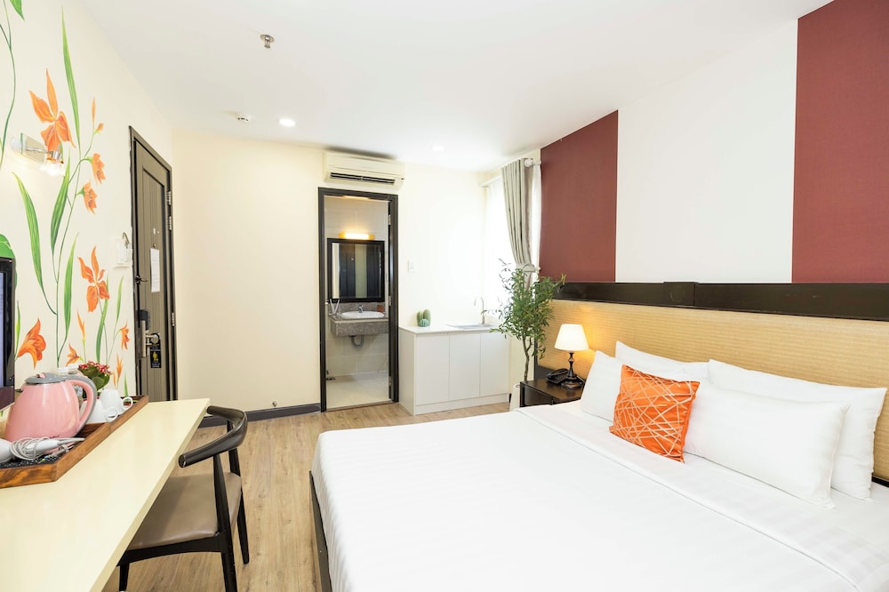 Asian Ruby Hotel & Apartment 14/62