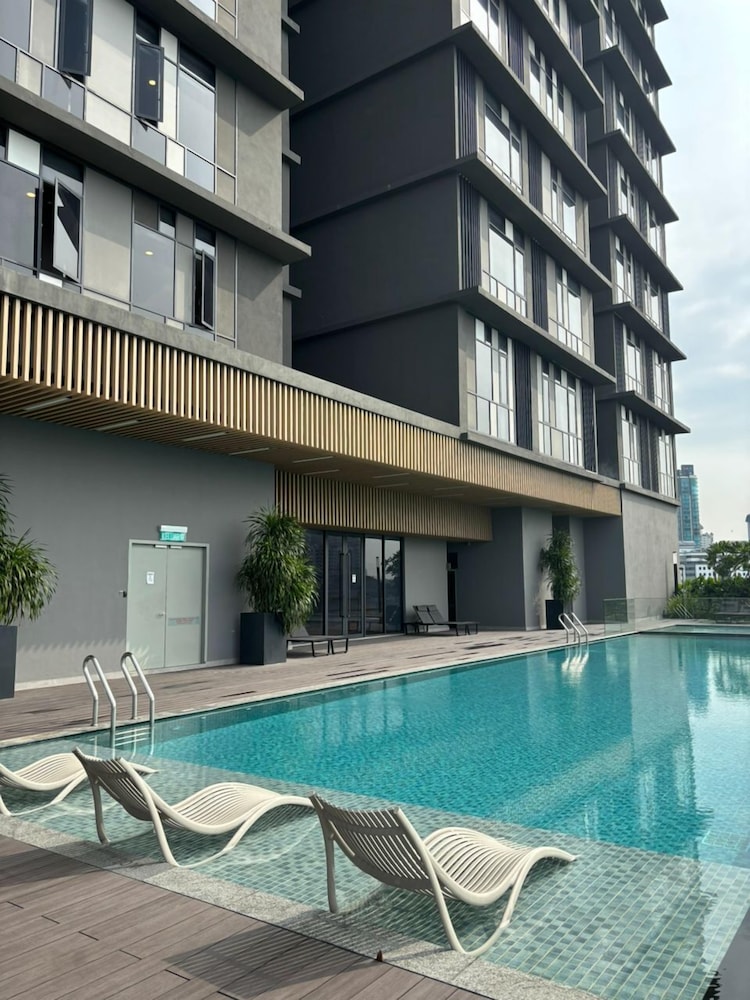 Societe Suites Hartamas by Bamboo Hospitality 3/50
