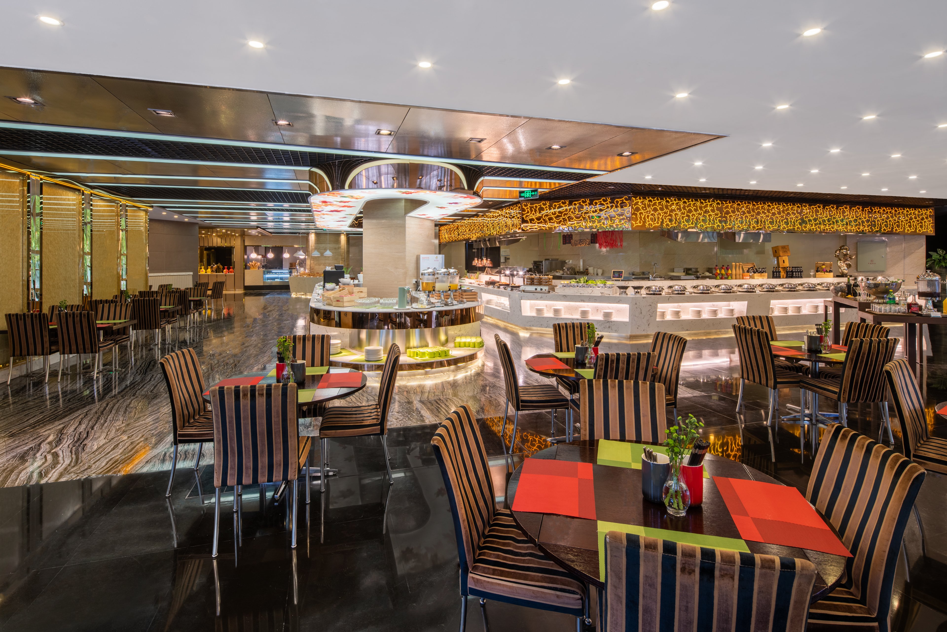 HOLIDAY INN XIAN GREENLAND CENTURY CITY 36/50