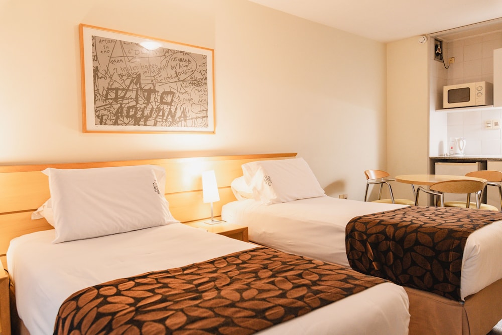 STANDARD, DOUBLE OR TWIN BED, BALCONY