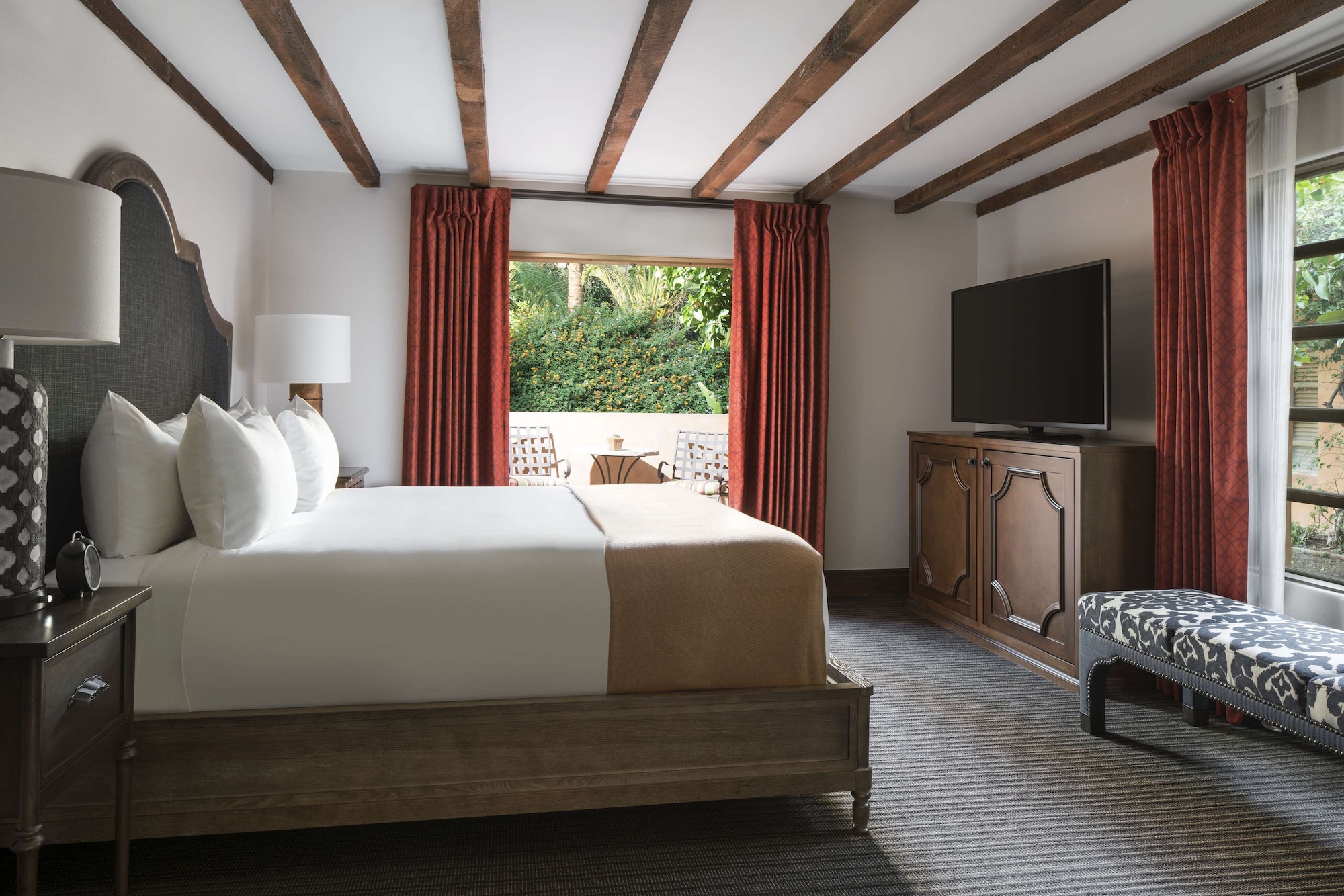Valencia, Villa, King Bed