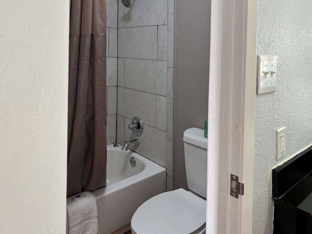 Studio6 Abilene, TX – East 57/62
