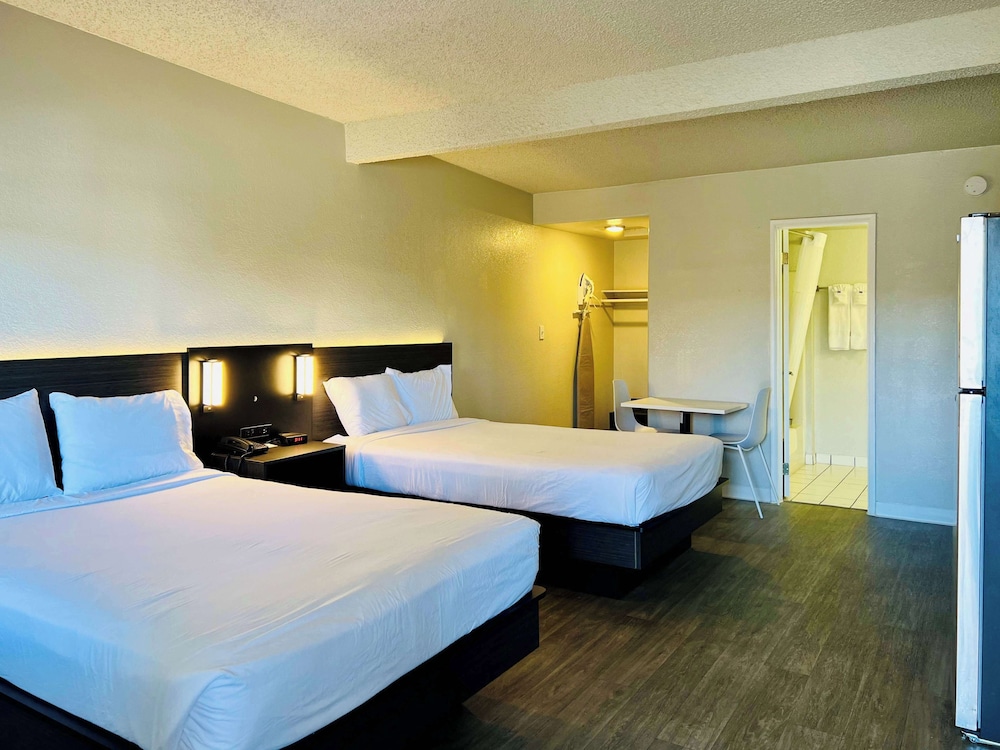 2 Full Beds - Mobil Acc RI Shwr Nsmk Kitchen