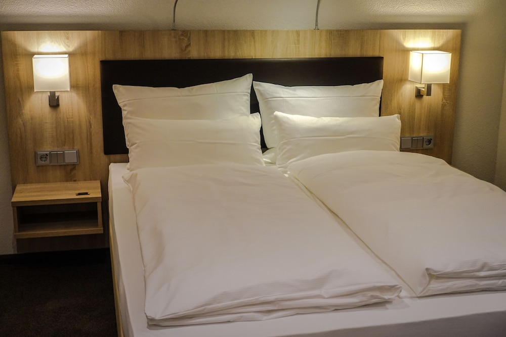 Hotel Go2Bed Weil Basel 10/22