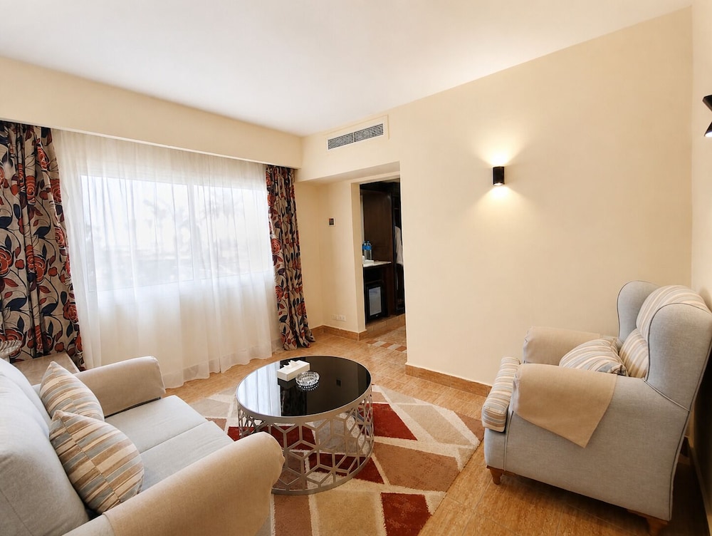 Royal Regency Club 37/50