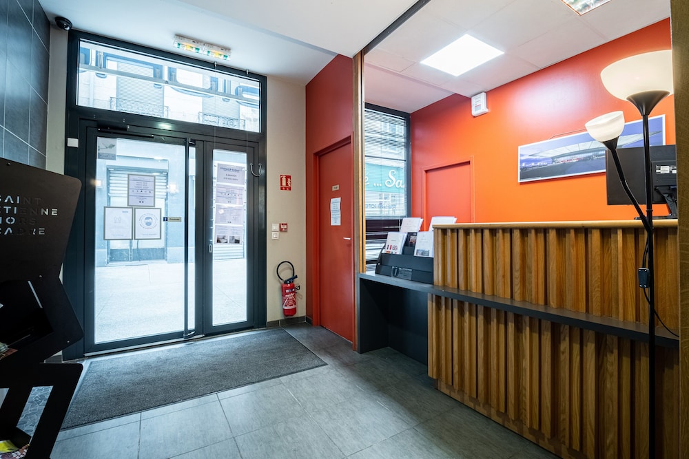 RESIDHOTEL SAINT ETIENNE CENTRE 4/50