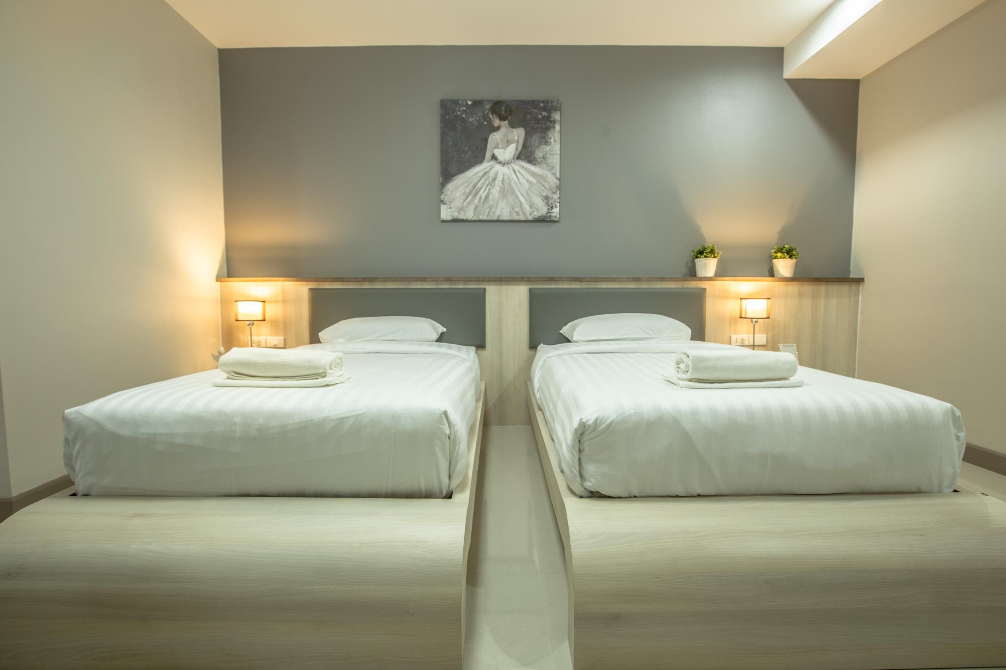 Standard, Twin Beds, Balcony