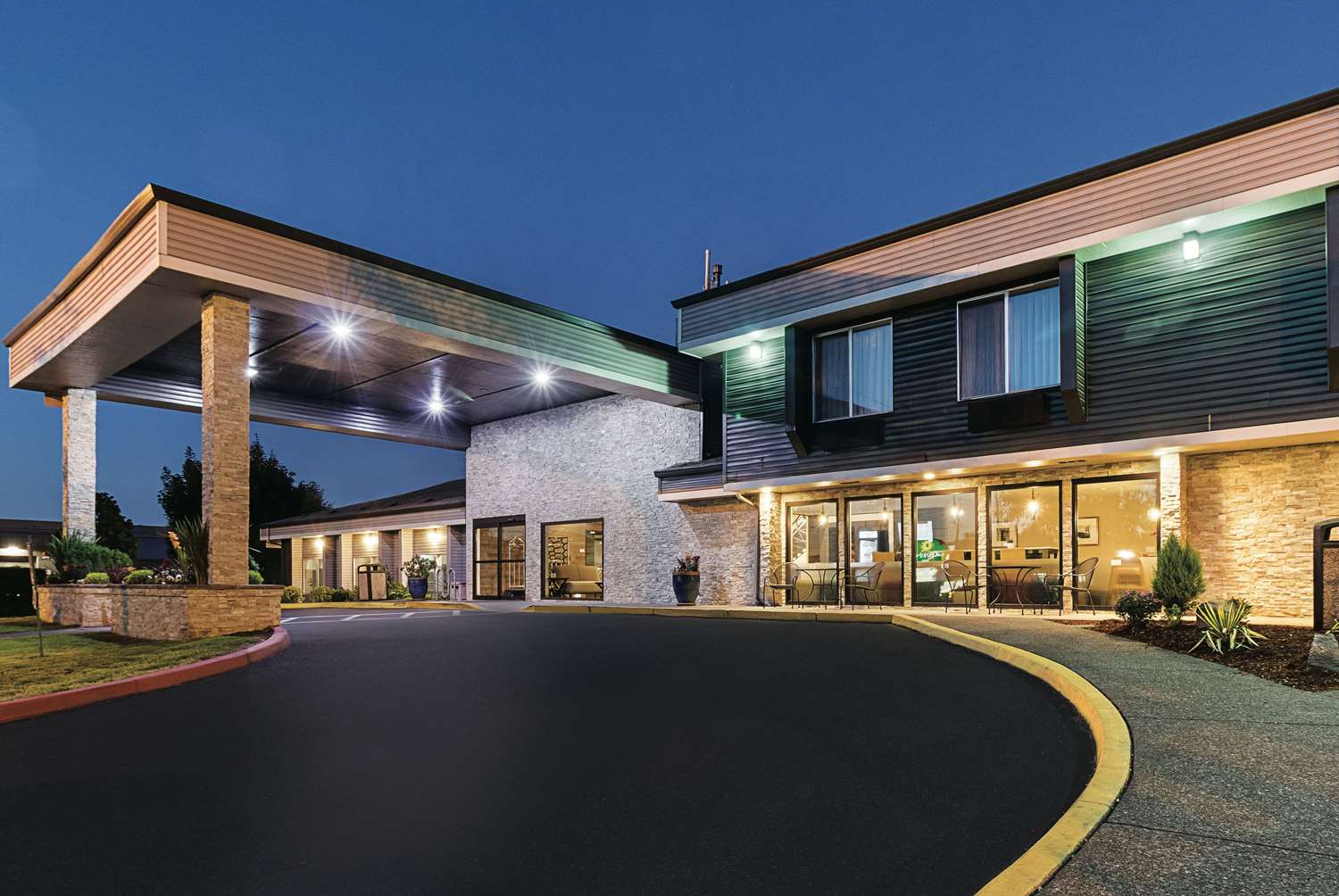 La Quinta Inn & Suites by Wyndham Portland NW 2/27
