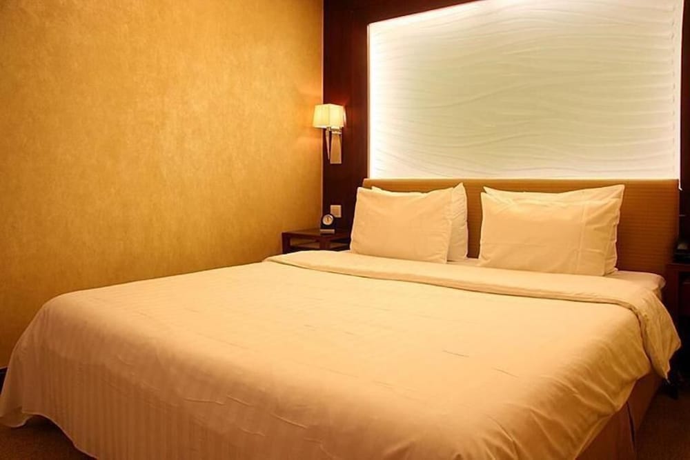 Ningbo Portman Plaza Hotel 17/63