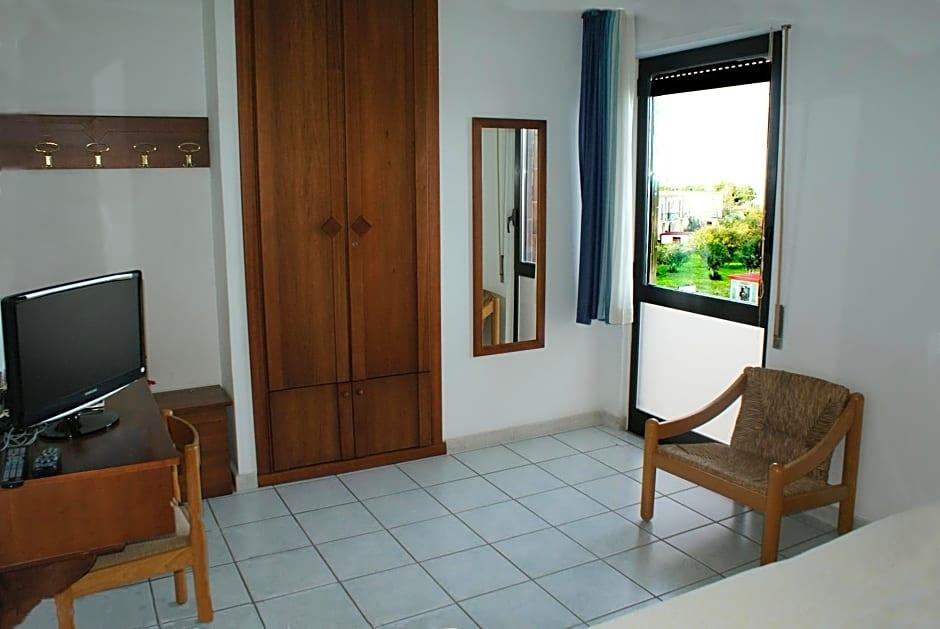 HOTEL NETTUNO SOVERATO 28/59