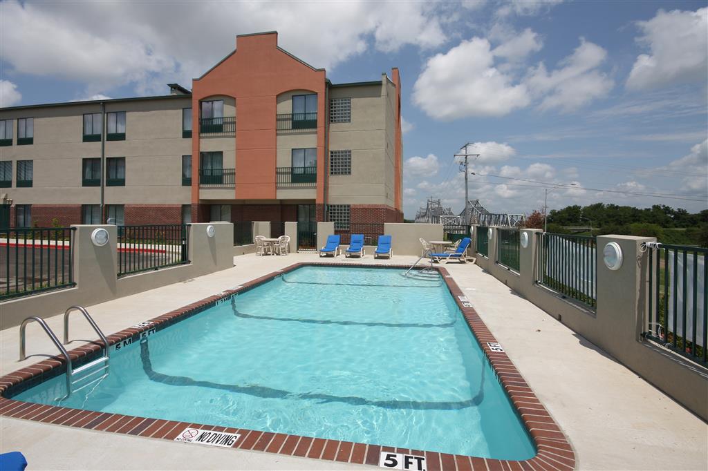 Super 8 by Wyndham Natchez 27/28