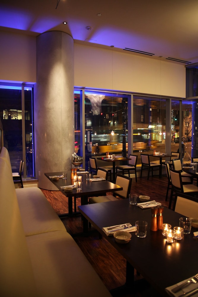 Hyatt At Olive 8 64/69