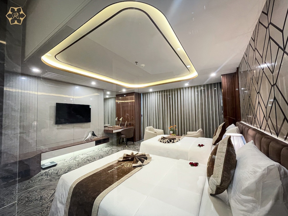 Cua Dong Luxury Hotel 28/70