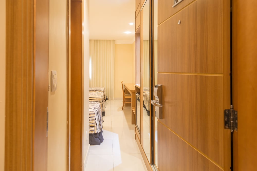 Hotel Atlantico Business Centro 50/50