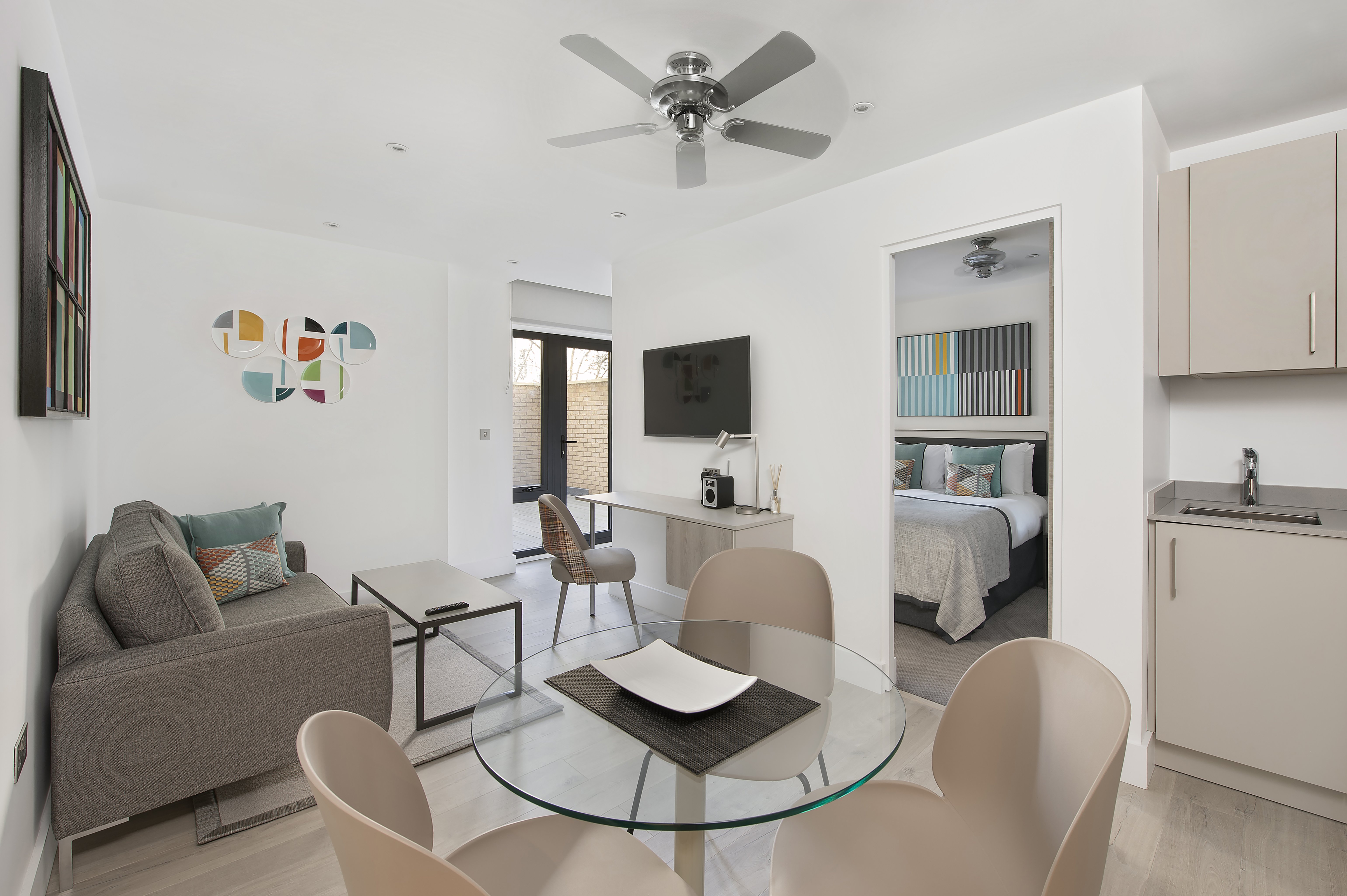 Q Square by Supercity Aparthotels 24/37
