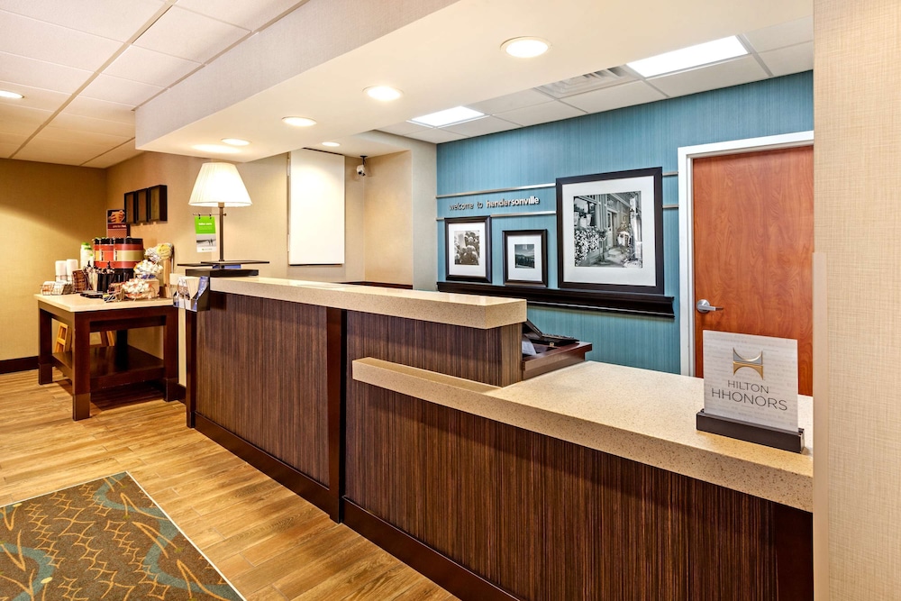 Hampton Inn Hendersonville 4/55