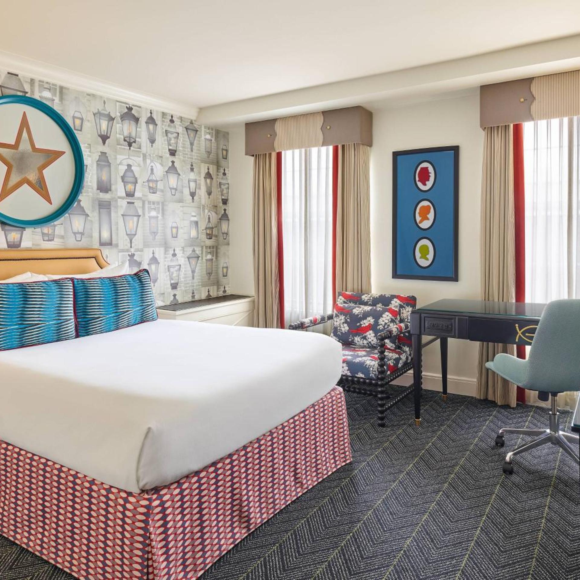 Alexandria, Queen Bed