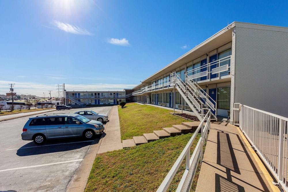 Motel6 Fort Worth, TX - Stockyards 24/29