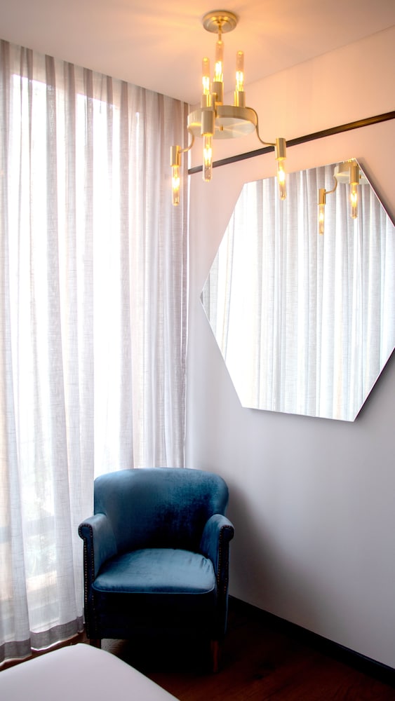 HAB Hotel 42/69