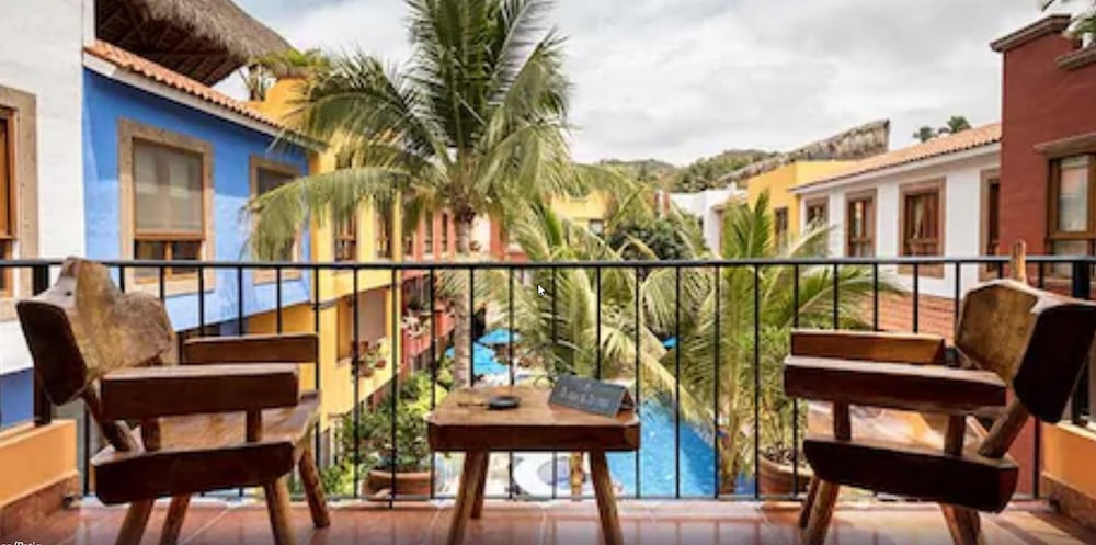 El Pueblito Sayulita 5/75