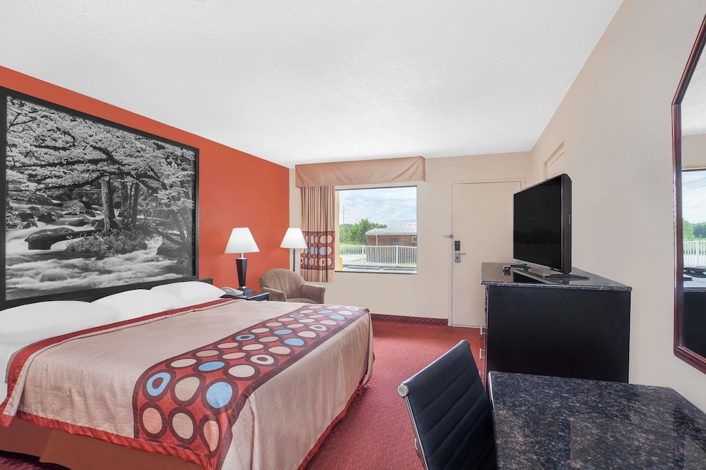 Super 8 By Wyndham Bulls Gap Greeneville Area 5/22