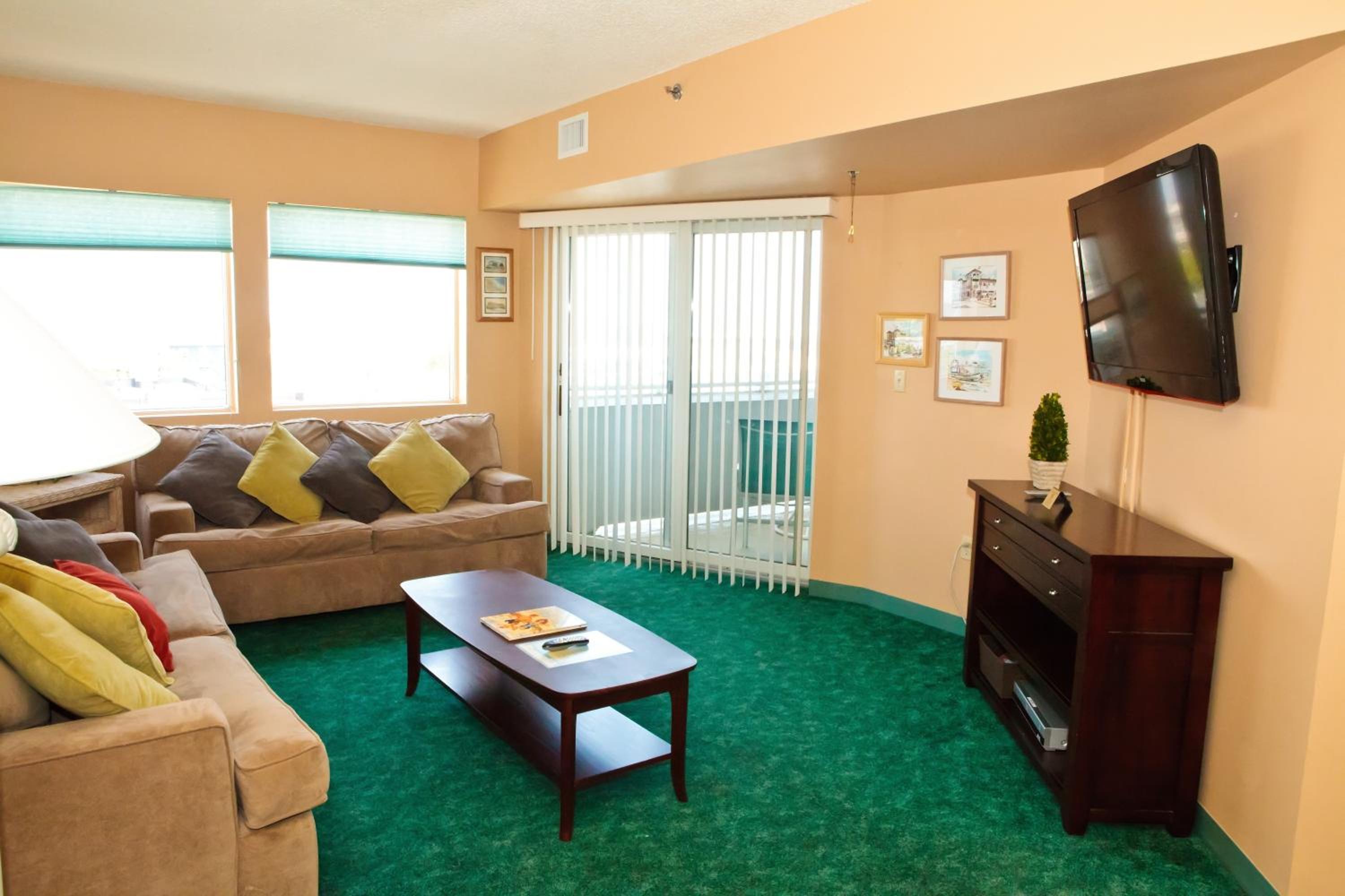 Watson's Regency Suites 30/50