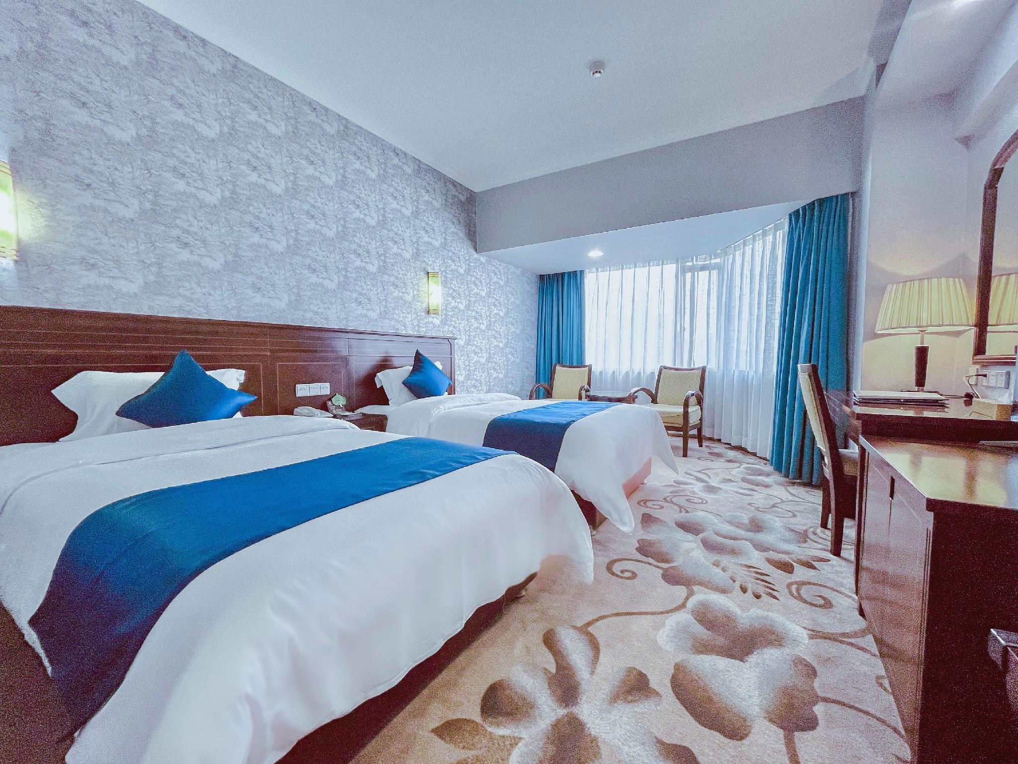 Oriental Silk Hotel 4/16