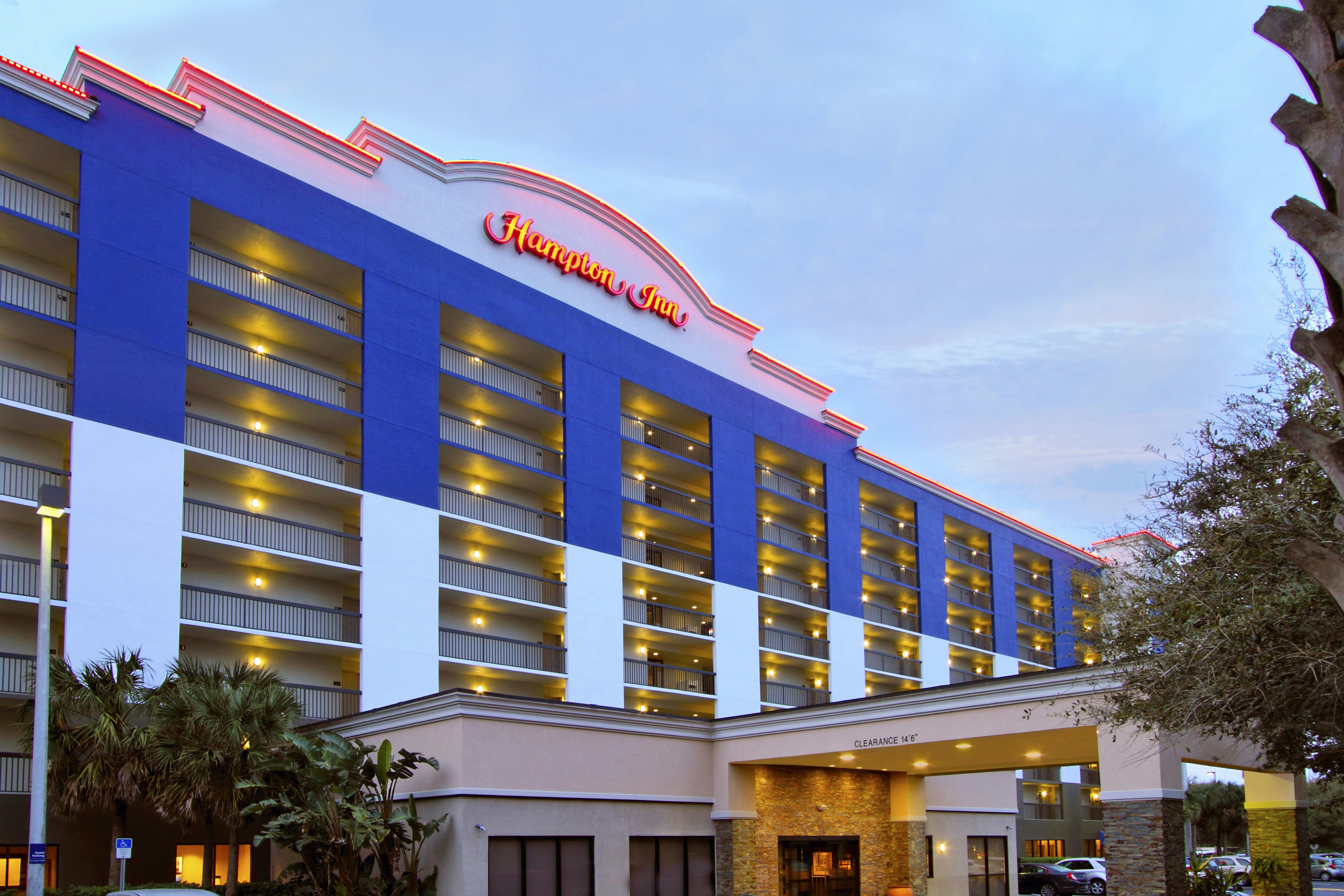 Hampton Inn Cocoa Beach/Cape Canaveral in COCOA BEACH - FL