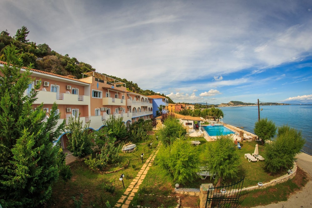 Agoulos Inn 38/50
