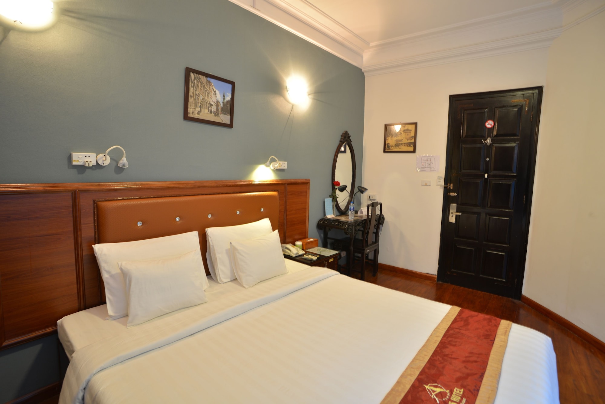 STANDARD, DOUBLE BED