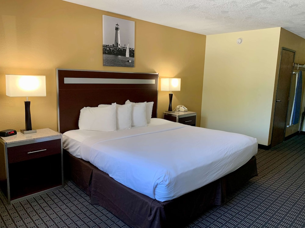 Best Western Maritime Inn 16/43