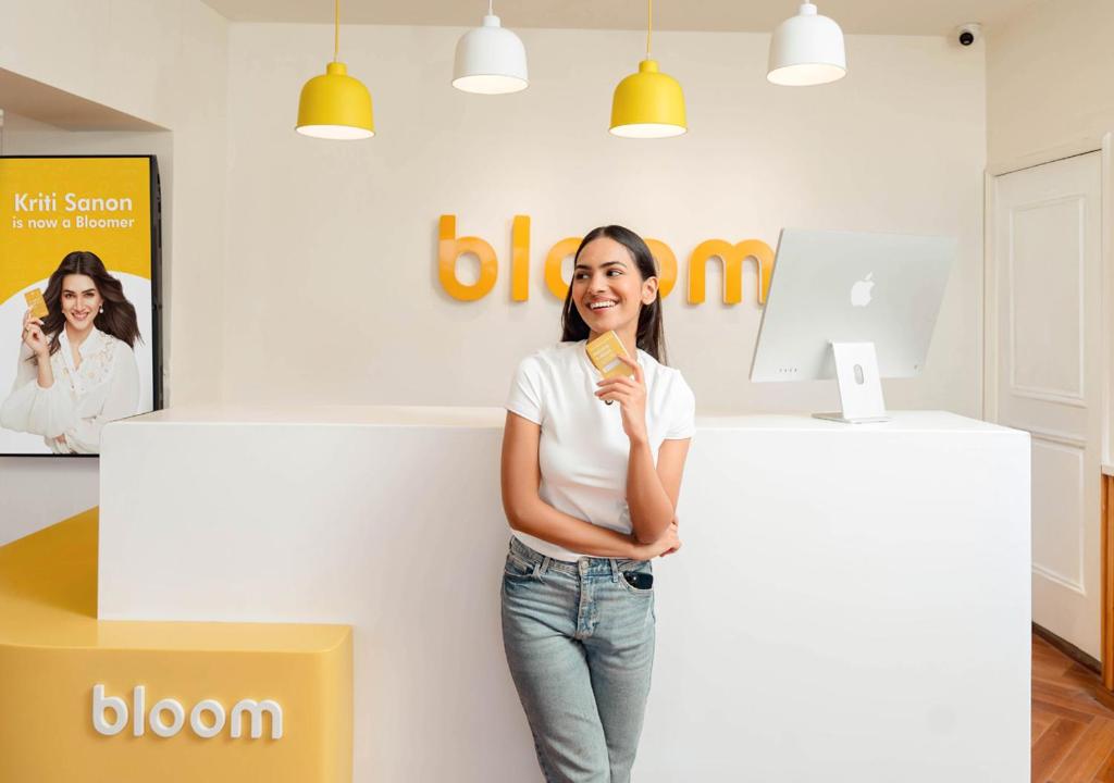 Bloom Boutique Dal Lake 3/14
