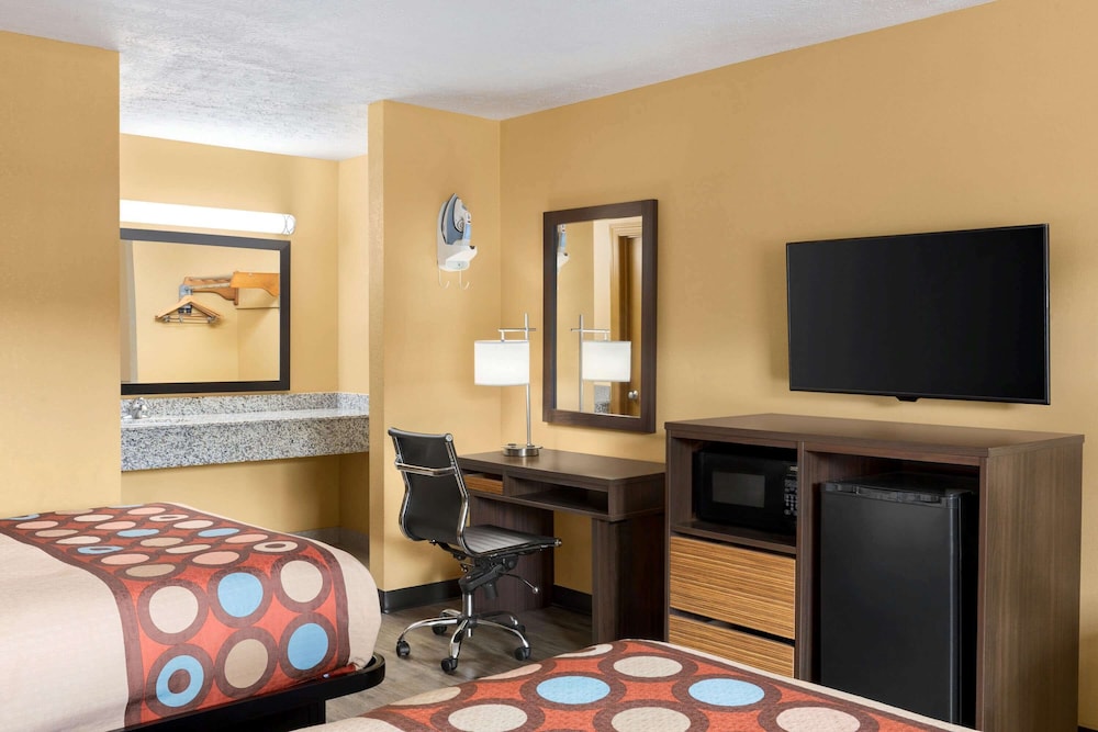 Super 8 By Wyndham Whites Creek Nashville Nw Area 41/51