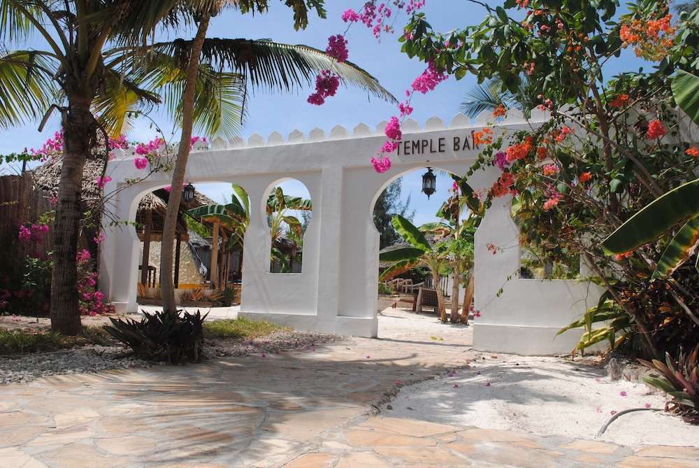 Seasons Lodge Zanzibar 64/74