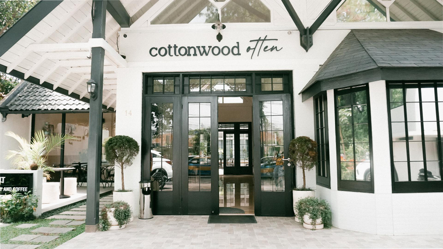 Cottonwood Boutique Heritage Otten 1/11