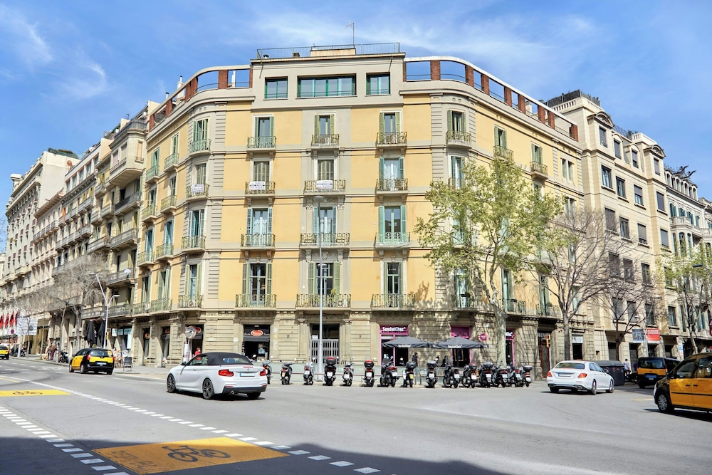 Vasanta Hotel Boutique 41/50