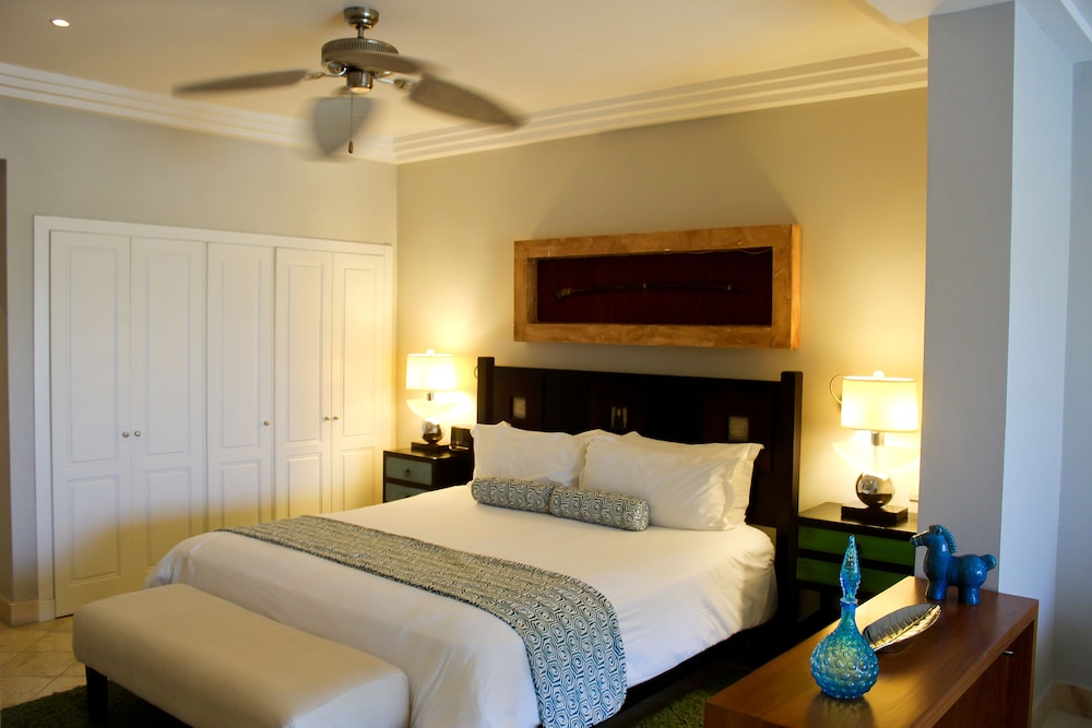 TAN Resorts Marina Cap Cana 12/39