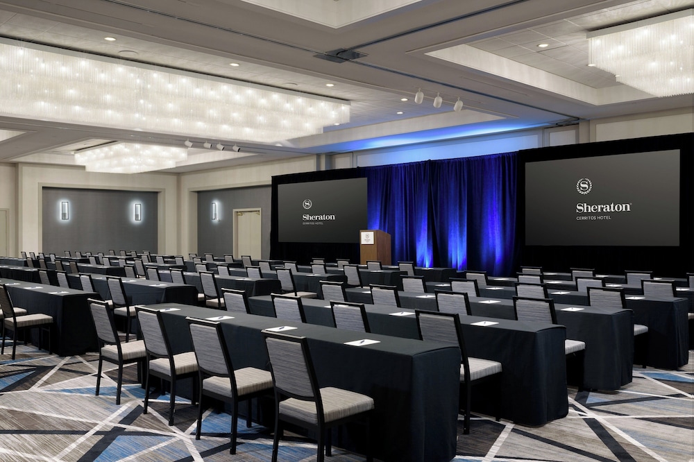 Sheraton Cerritos Hotel 39/50
