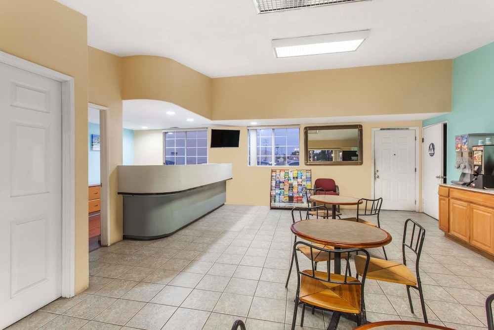 Travelodge by Wyndham San Diego SeaWorld 29/35