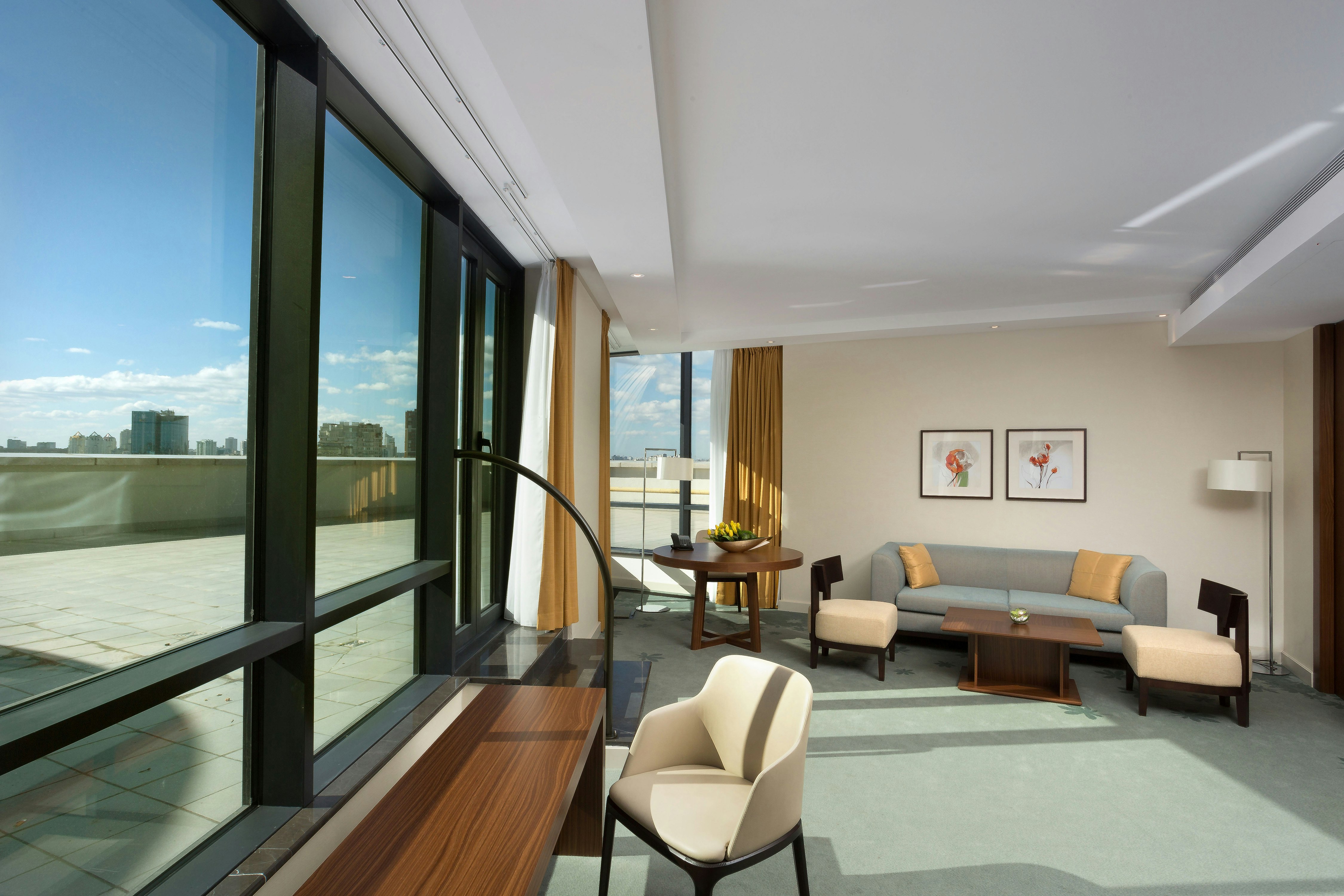 Garden, Suite, King Bed, Terrace