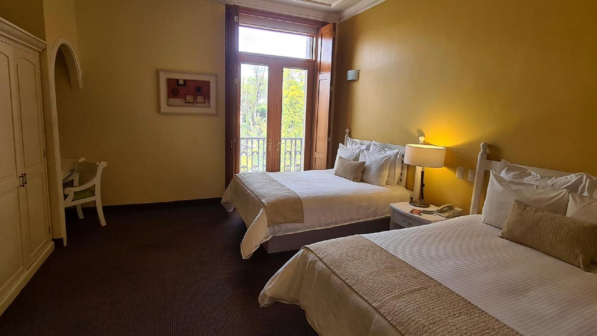 غرفة بسريرين منفصلين بإطلالة على المدينة، Gran Hotel de Queretaro 3/5