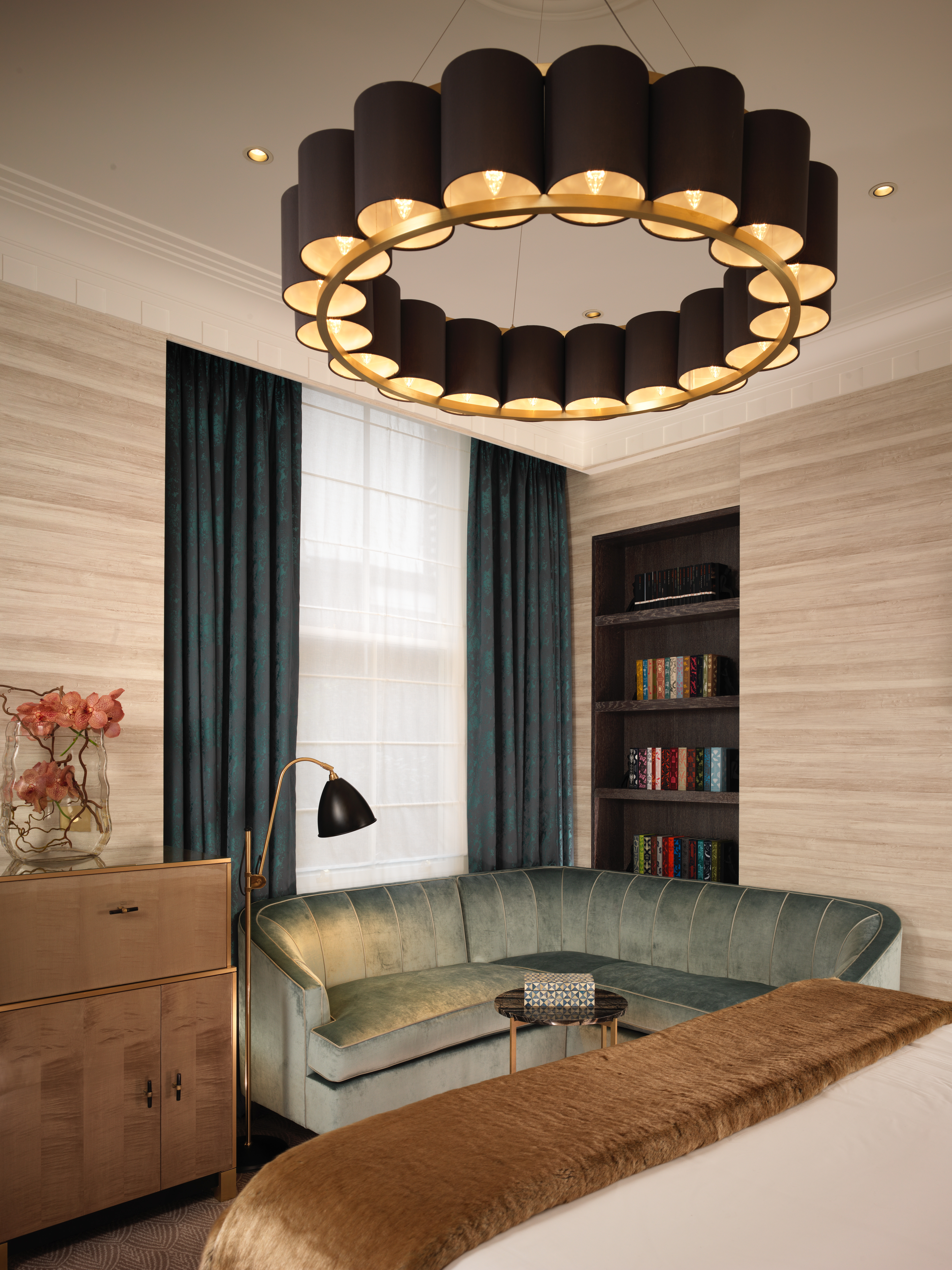 جناح جونيور بسرير مزدوج